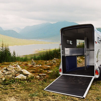 Touring Country- Double Horse Trailer