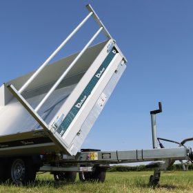 PW2.4 Three Way Tipper Trailer - Image 2