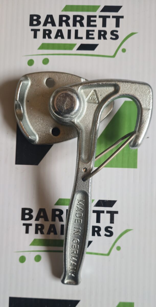 Cheval Rear Ramp Handle (Left)