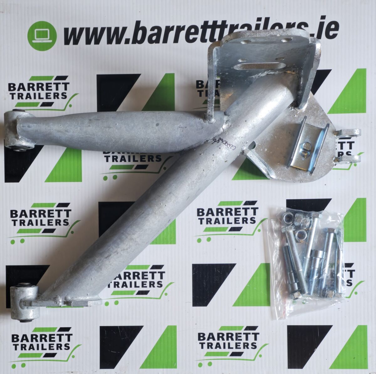 Cheval Pullman 2 Arm - Left Front/Right Rear